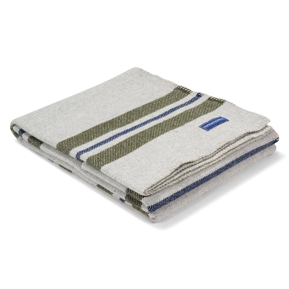 Cabin Wool Throw: Smoke olive navy