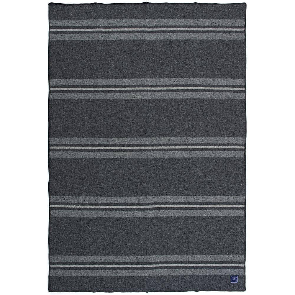 Cabin Wool Throw: Smoke olive navy