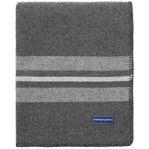 Cabin Wool Throw: Smoke olive navy
