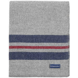 Cabin Wool Throw: Smoke olive navy