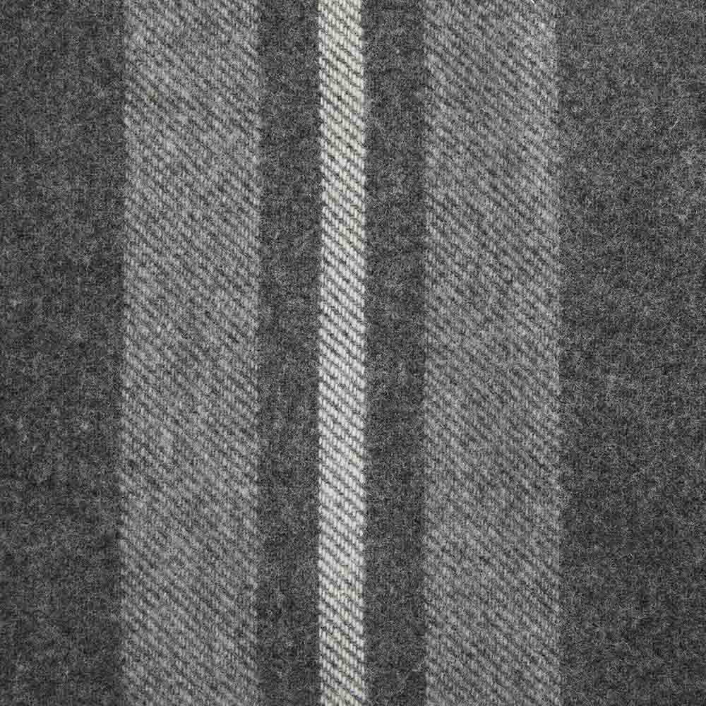 Cabin Wool Throw: Smoke olive navy